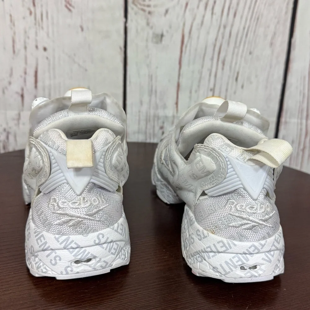 VETEMENTS X REEBOK instapump fury OG emoji white sneakers Men’s 6 Women’s 7 GUC